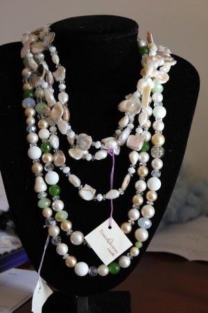 onice bianco - madrepora - cristalli